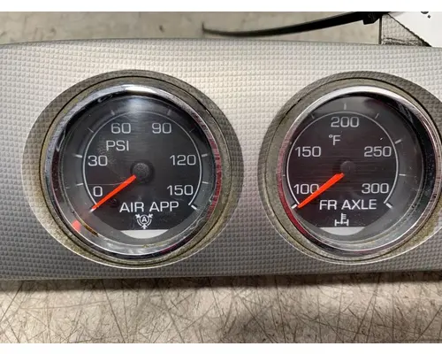 INTERNATIONAL Lonestar Gauges (all)