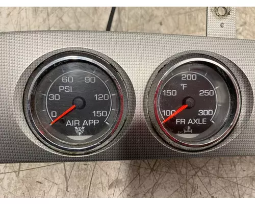 INTERNATIONAL Lonestar Gauges (all)