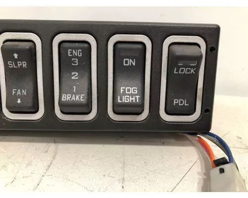 INTERNATIONAL Lonestar Switch Panel