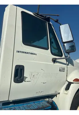 INTERNATIONAL MA025 Door Assembly, Front