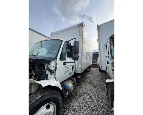 INTERNATIONAL MA025 Fender