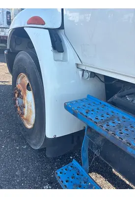 INTERNATIONAL MA025 Fender