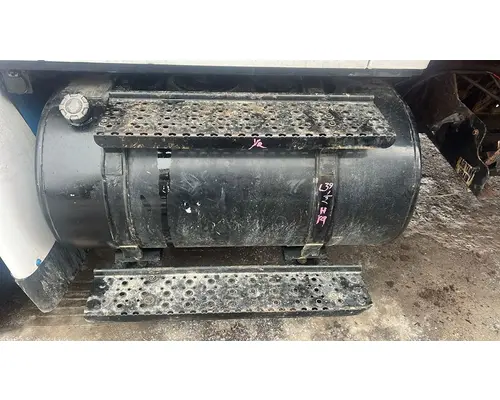 INTERNATIONAL MA025 Fuel Tank