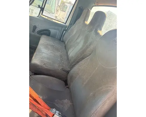 INTERNATIONAL MA025 Seat, Front