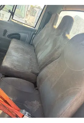 INTERNATIONAL MA025 Seat, Front