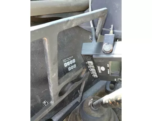 INTERNATIONAL MA065 Complete Vehicle