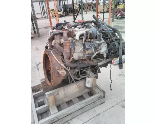 INTERNATIONAL MAXXFORCE 7 V8 (6.4L) ENGINE ASSEMBLY