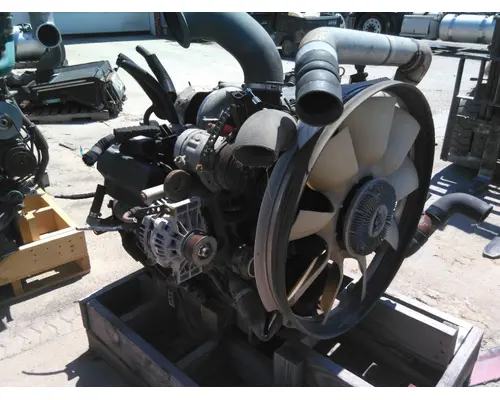 INTERNATIONAL MAXXFORCE 7 V8 (6.4L) ENGINE ASSEMBLY