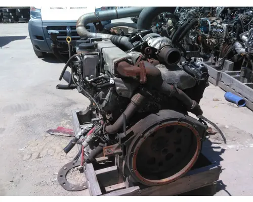 INTERNATIONAL MAXXFORCE 7 V8 (6.4L) ENGINE ASSEMBLY