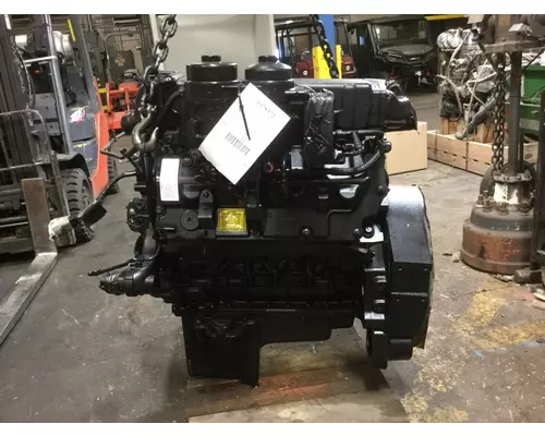 INTERNATIONAL MAXXFORCE 7 V8 (6.4L) ENGINE ASSEMBLY