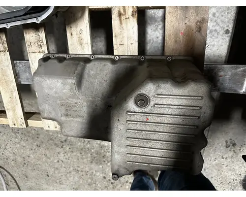 INTERNATIONAL MAXXFORCE 7 Oil Pan
