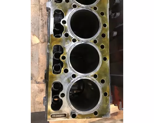 INTERNATIONAL MAXXFORCE DT CYLINDER BLOCK