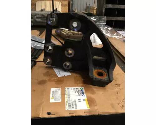 INTERNATIONAL MAXXFORCE13 ENGINE MOUNTS, ENGINE (REAR)