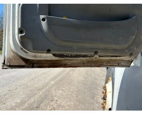 INTERNATIONAL MF035 Door Assembly, Front