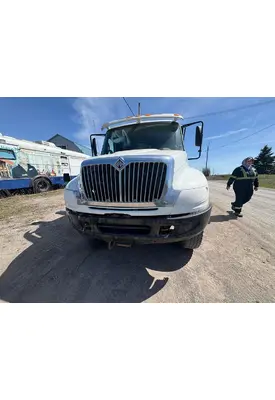 INTERNATIONAL MF035 Hood