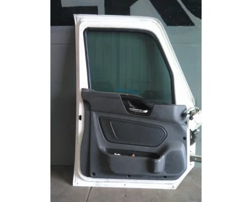 INTERNATIONAL MV607 2019-2025 DOOR ASSEMBLY, FRONT