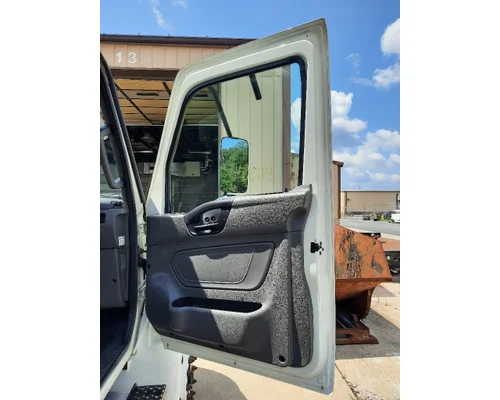 INTERNATIONAL MV607 2019-2025 DOOR ASSEMBLY, FRONT