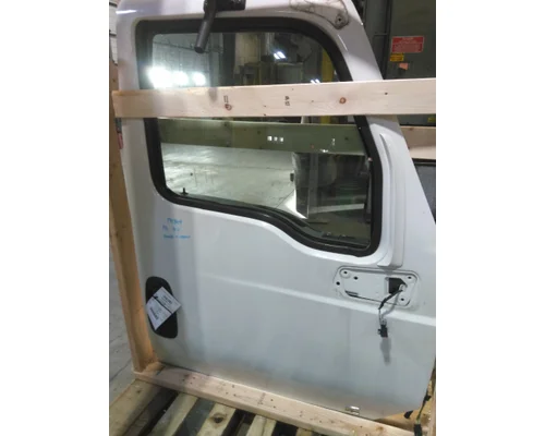 INTERNATIONAL MV607 2019-2025 DOOR ASSEMBLY, FRONT