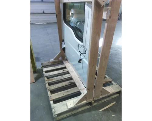 INTERNATIONAL MV607 2019-2025 DOOR ASSEMBLY, FRONT