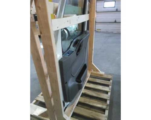INTERNATIONAL MV607 2019-2025 DOOR ASSEMBLY, FRONT