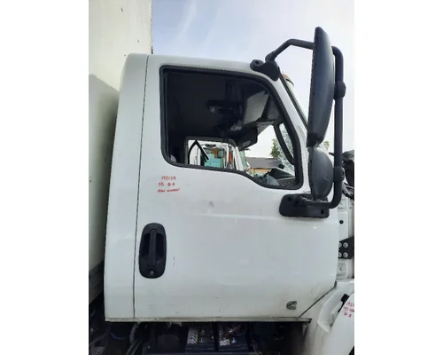 INTERNATIONAL MV607 2019-2025 DOOR ASSEMBLY, FRONT