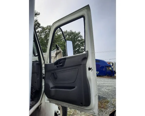 INTERNATIONAL MV607 2019-2025 DOOR ASSEMBLY, FRONT