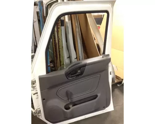 INTERNATIONAL MV607 2019-2025 DOOR ASSEMBLY, FRONT