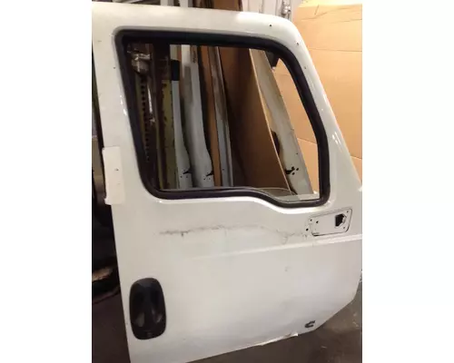 INTERNATIONAL MV607 2019-2025 DOOR ASSEMBLY, FRONT
