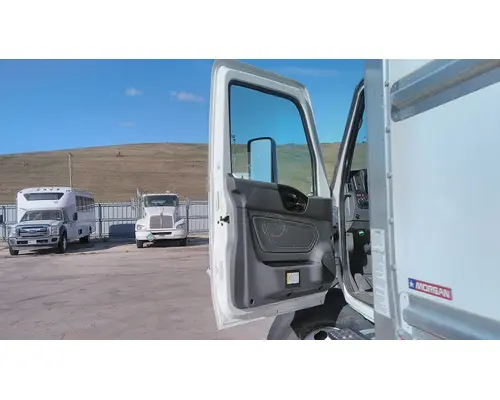 INTERNATIONAL MV607 2019-2025 DOOR ASSEMBLY, FRONT
