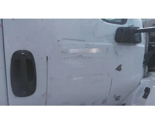 INTERNATIONAL MV607 2019-2025 DOOR ASSEMBLY, FRONT