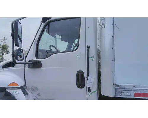 INTERNATIONAL MV607 2019-2025 DOOR ASSEMBLY, FRONT