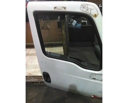 INTERNATIONAL MV607 2019-2025 DOOR ASSEMBLY, FRONT