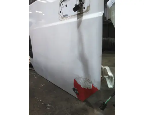 INTERNATIONAL MV607 2019-2025 DOOR ASSEMBLY, FRONT