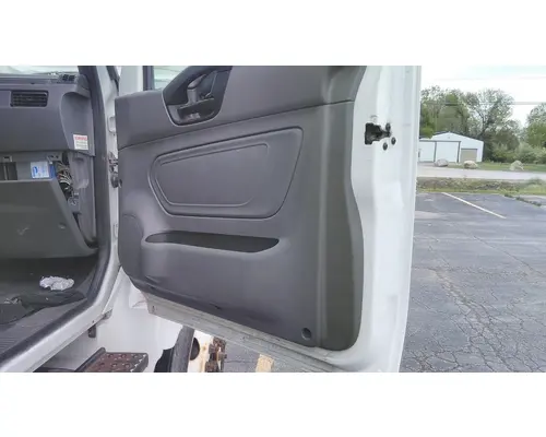 INTERNATIONAL MV607 2019-2025 DOOR ASSEMBLY, FRONT
