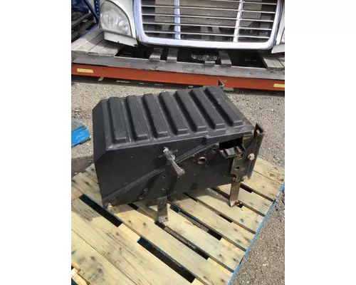 INTERNATIONAL MV607 Battery Box