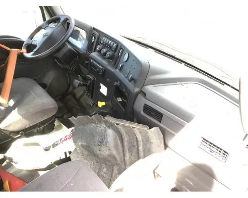 INTERNATIONAL MV607 Cab