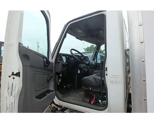 INTERNATIONAL MV607 Cab