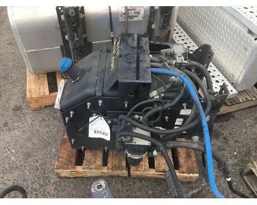 INTERNATIONAL MV607 DEF Tank