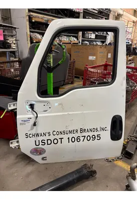 INTERNATIONAL MV607 Door Assembly, Front