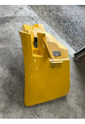 INTERNATIONAL MV607 Fender Extension