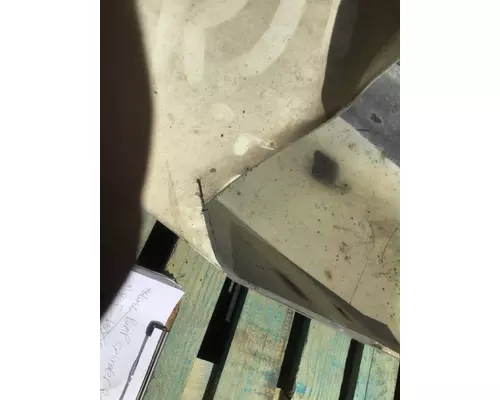 INTERNATIONAL MV607 Fender Extension