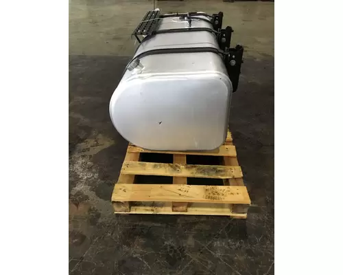 INTERNATIONAL MV607 Fuel Tank