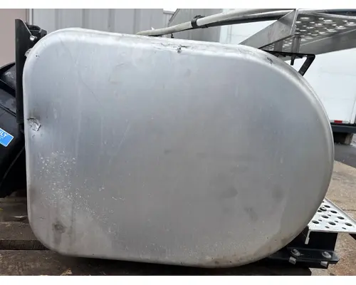 INTERNATIONAL MV607 Fuel Tank