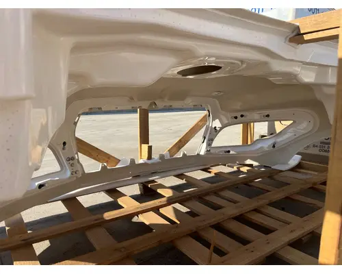 INTERNATIONAL MV607 Hood