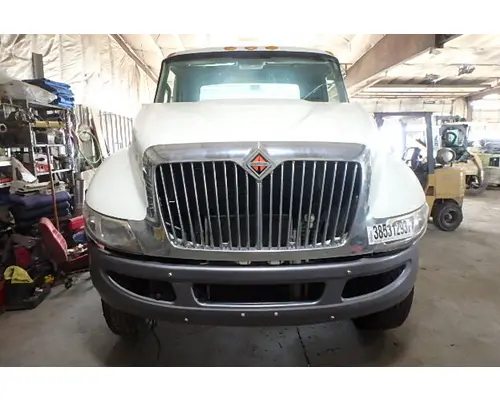 INTERNATIONAL MV607 Hood