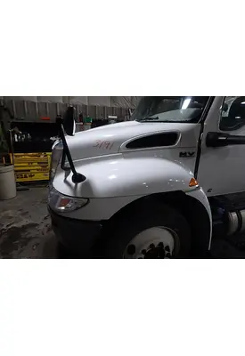 INTERNATIONAL MV607 Hood