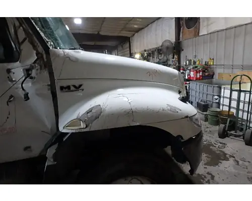 INTERNATIONAL MV607 Hood