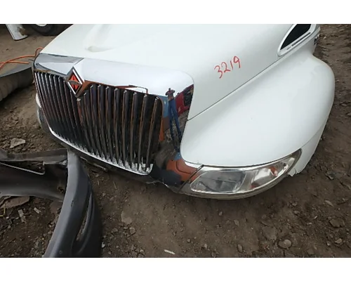 INTERNATIONAL MV607 Hood