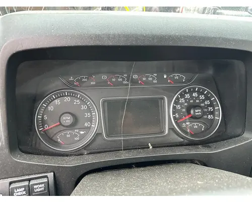 INTERNATIONAL MV607 Instrument Cluster