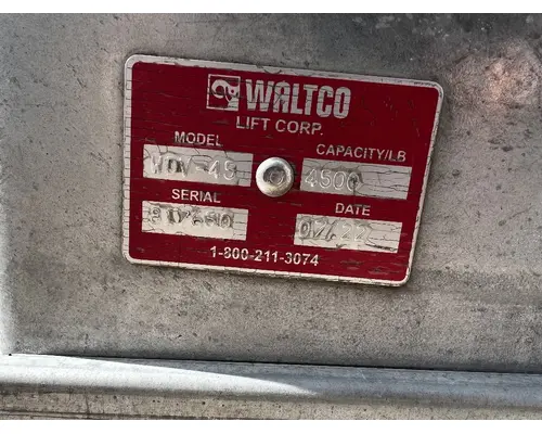 INTERNATIONAL MV607 Liftgate